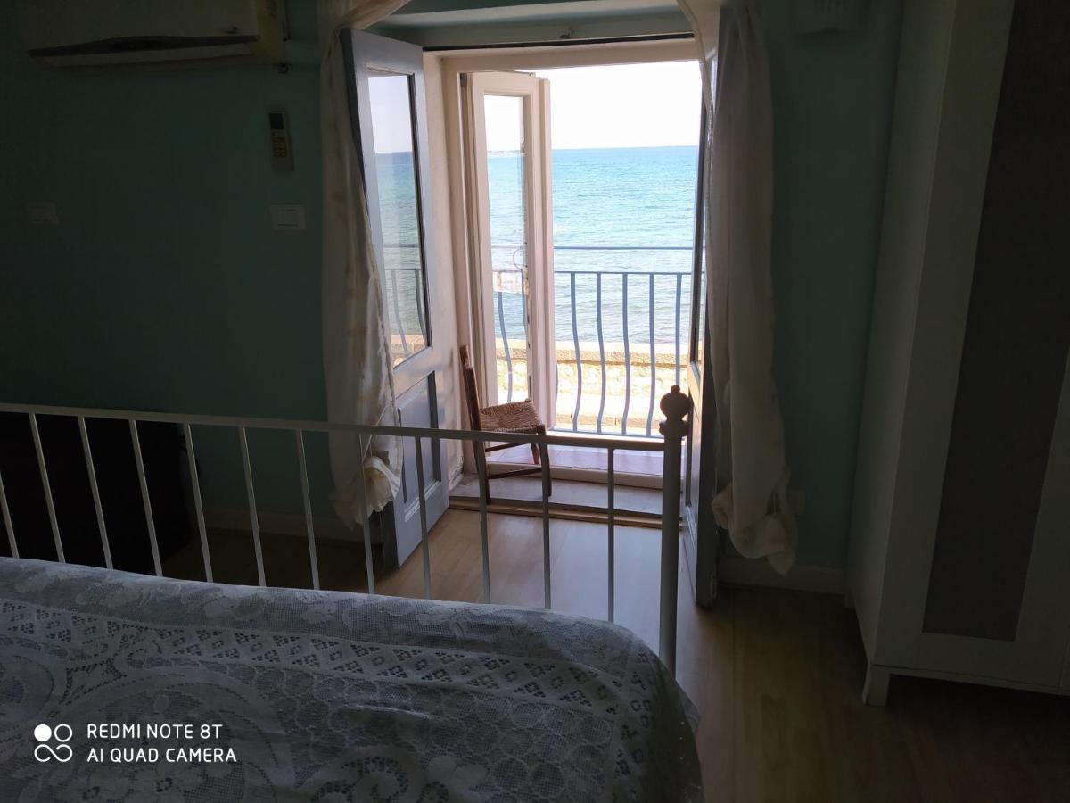 La Casetta Azzurra Naxos Giardini-Naxos Buitenkant foto